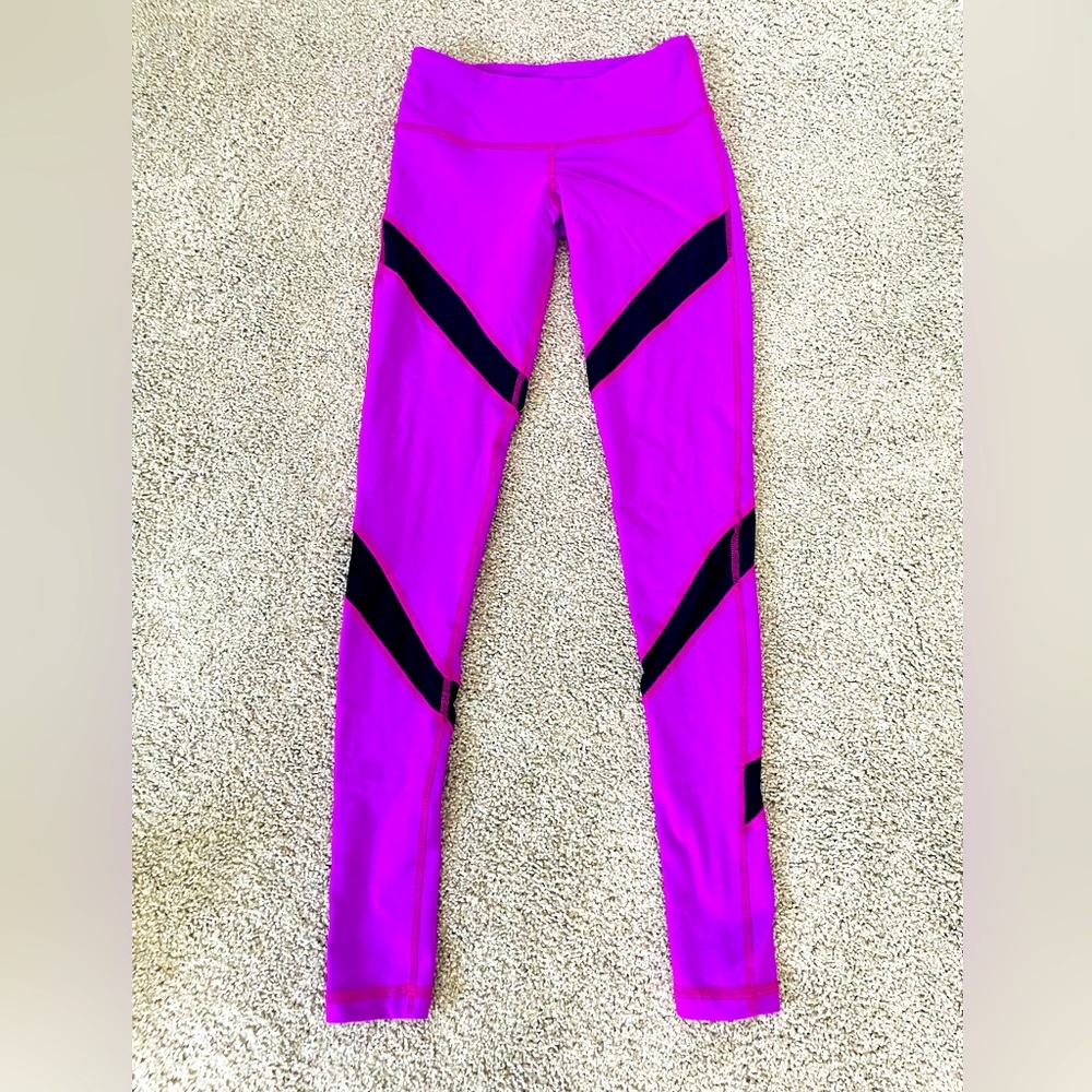 Revolve Rese Bright Pink Women’s Leggings Workout Pants Yoga Size XS